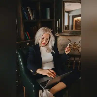 顾佳